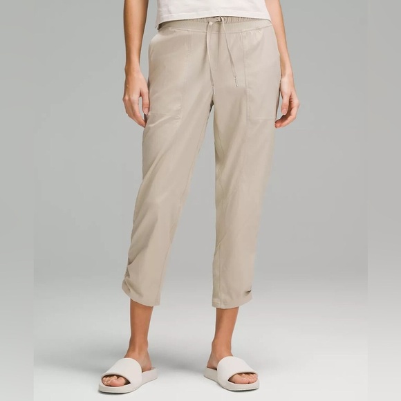 lululemon athletica Pants - Lululemon Dance Studio Cropped Pants